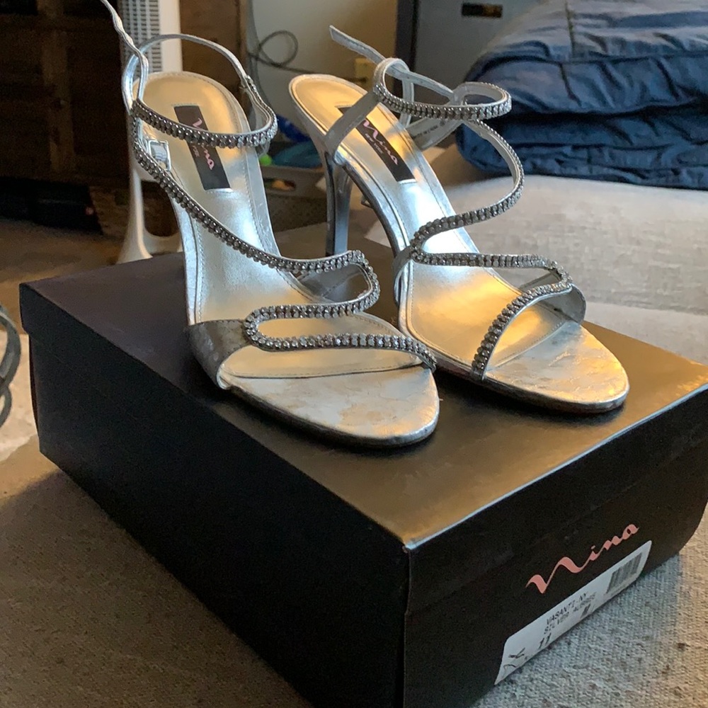 RELIST - Nina Vasanti Silver Aubree Strappy Heels - 11M